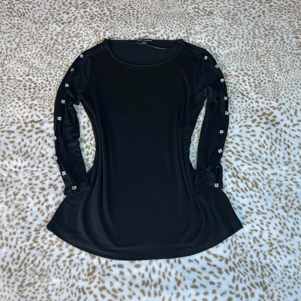 Cable & Gauge Black Long Sleeve Rhinestone Embellished Scoop Neck Top